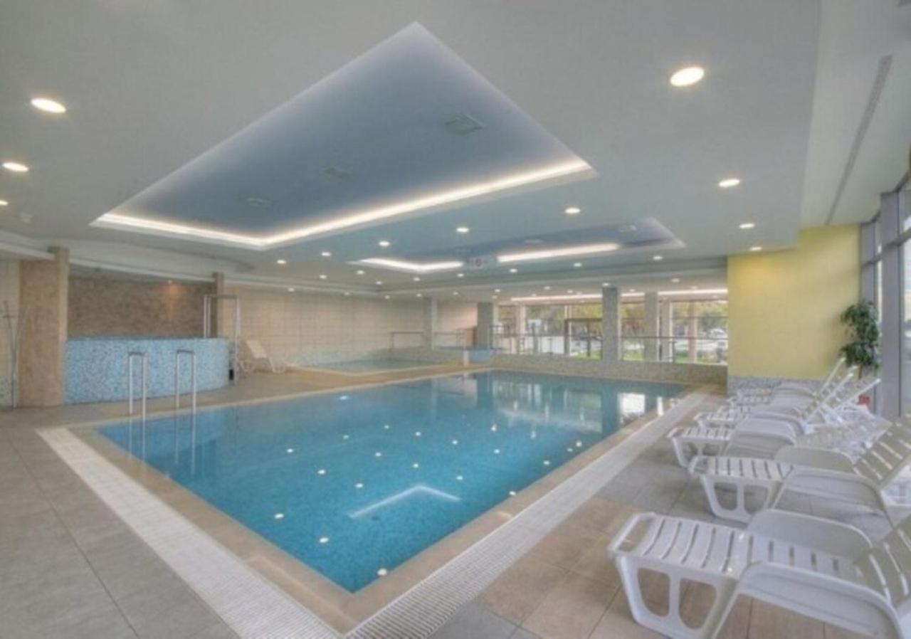 Myflat Club 218 Palazzo Wellness Apartment Siófok Zewnętrze zdjęcie