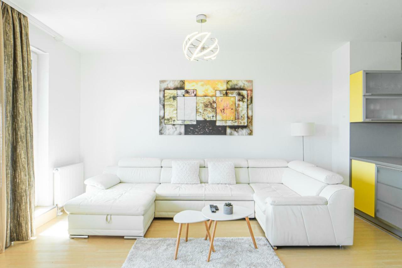 Myflat Club 218 Palazzo Wellness Apartment Siófok Zewnętrze zdjęcie